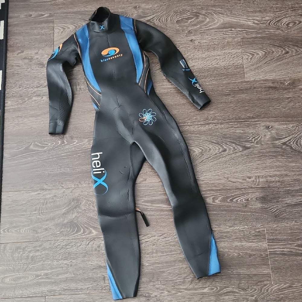 Blueseventy Helix SWIM Wetsuit - Black  Orange and Blue - Womens SMALL One Piece